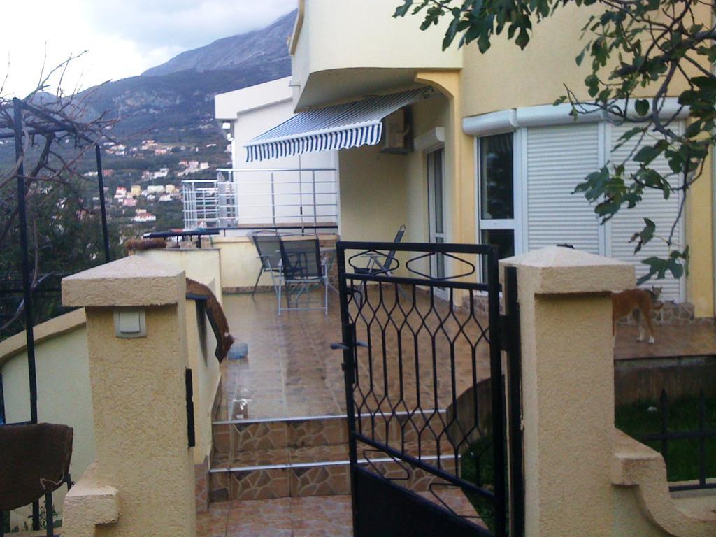 Holiday Home Mikki Dobra Voda Bagian luar foto